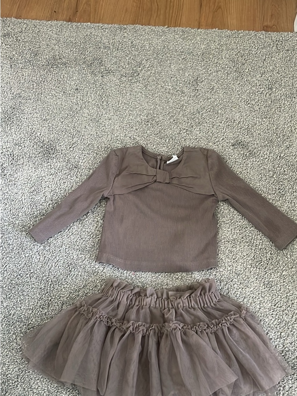 GAP Girls Taupe Ribbed Top & Tulle Skirt Set